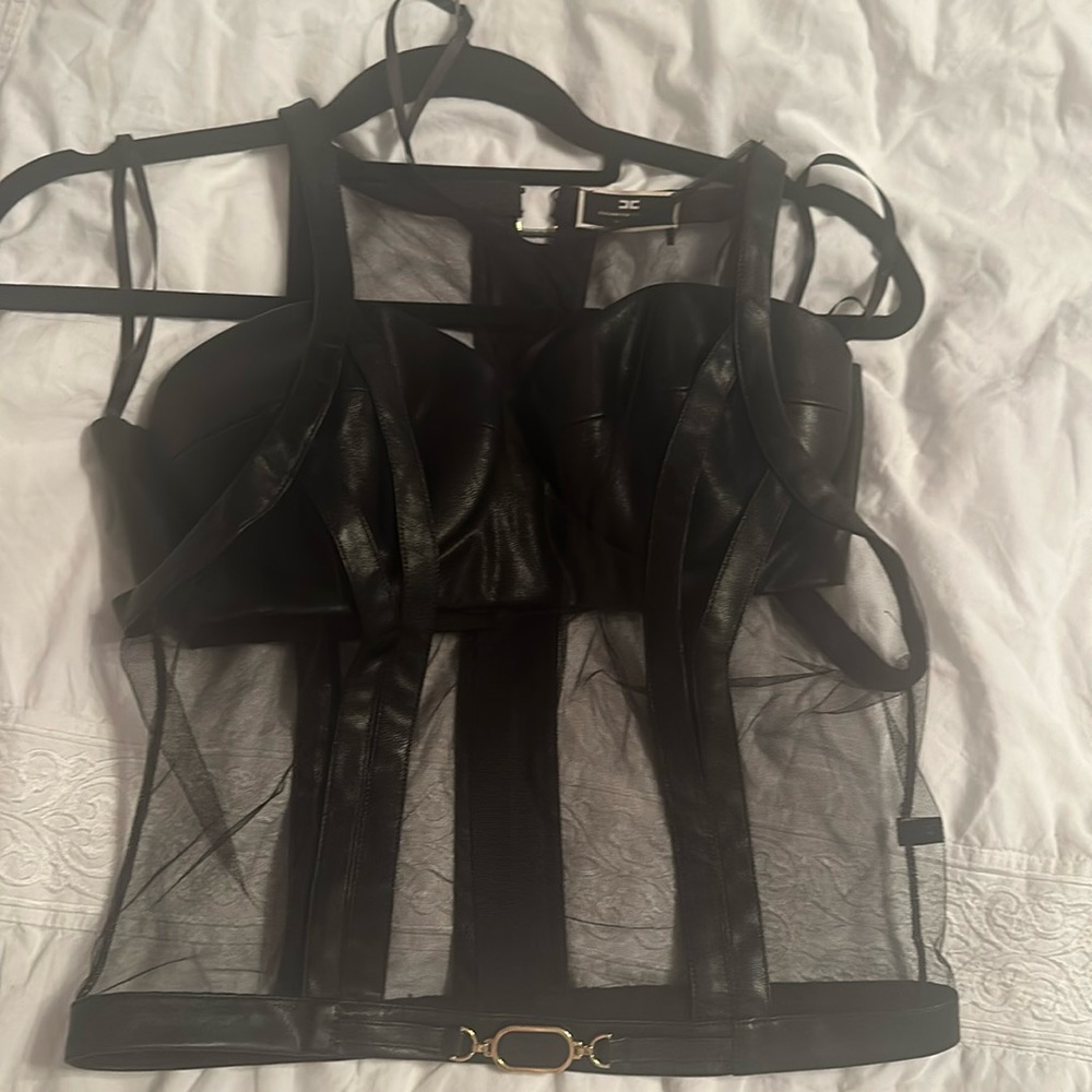 Elisabeth's Frenchs top with leather corset